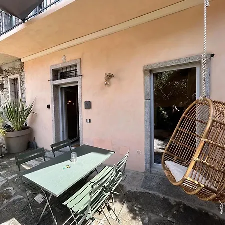 Spacious House In Tapigliano With Terrace For 12 People 度假居 Nebbiuno